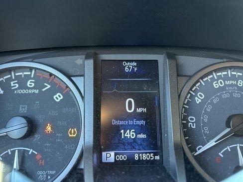 Used 2021 Toyota Tacoma TRD Sport image 8