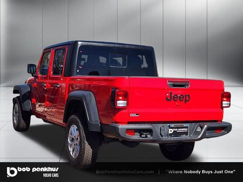 Used 2023 Jeep Gladiator Sport AWD/4WD image 27