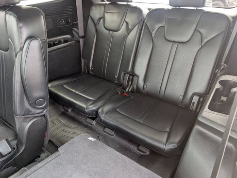 Used 2023 Kia Sorento EX AWD/4WD image 16