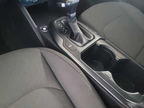 Used 2025 Kia K4 FWD image 26