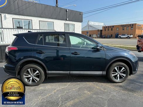 Used 2018 Toyota RAV4 XLE image 4