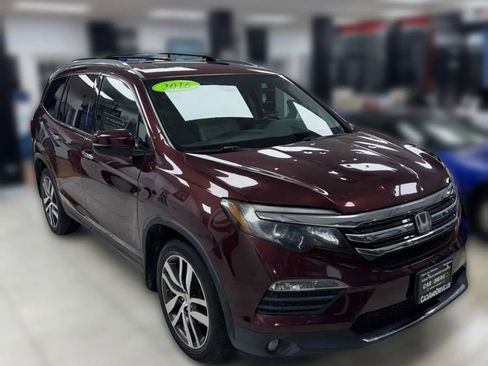 Used 2016 Honda Pilot Elite image 3