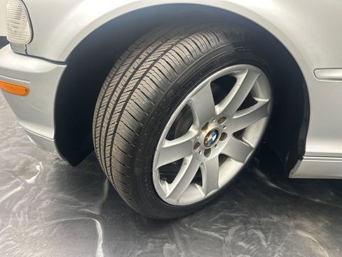 Used 2002 BMW 325Ci Convertible image 23