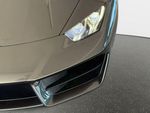 Used 2018 Lamborghini Huracan LP 580-2 image 9