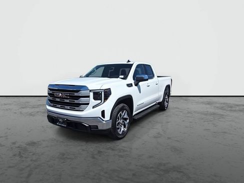 New 2026 GMC Sierra 1500 SLE image 3