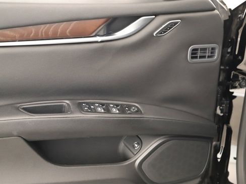 Used 2014 Maserati Ghibli S Q4 image 23