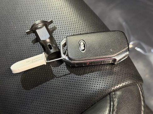 Used 2020 Kia Telluride S image 22