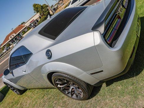 Used 2020 Dodge Challenger SRT Hellcat Redeye RWD image 9
