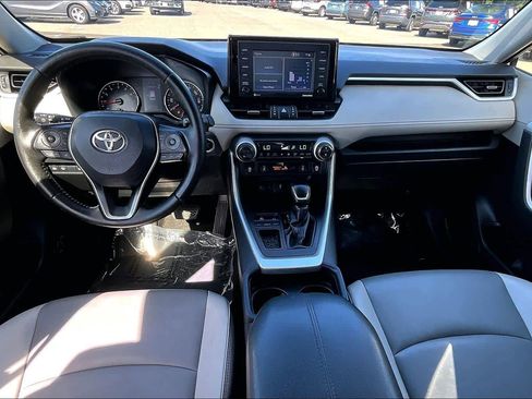 Used 2021 Toyota RAV4 XLE Premium FWD image 15