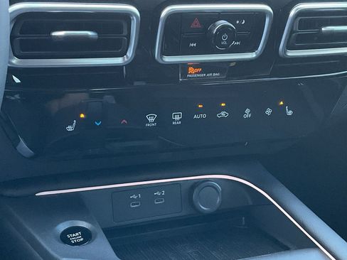 New 2026 Nissan Sentra SV image 29