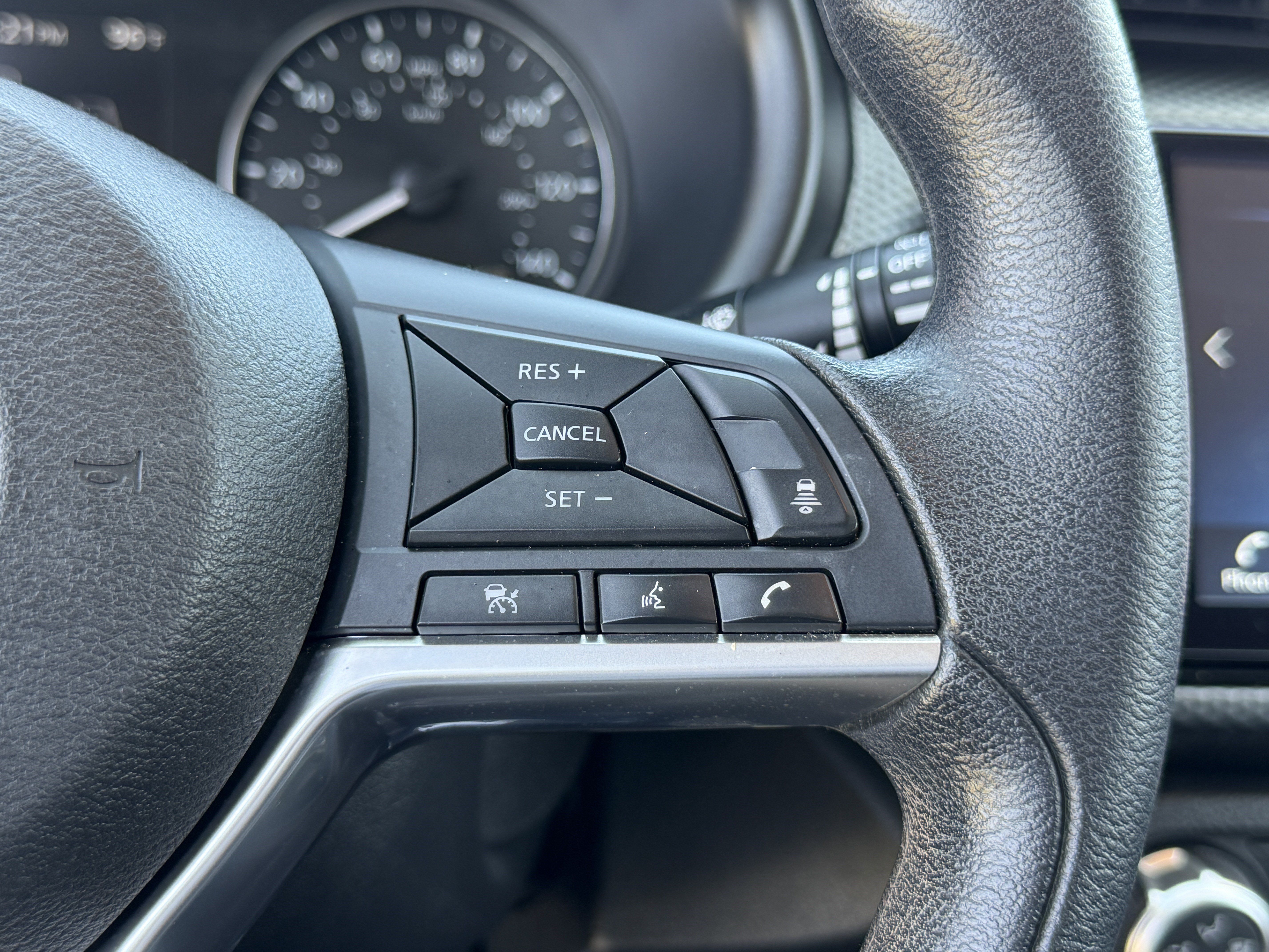 Used 2023 Nissan Kicks SV FWD image 19