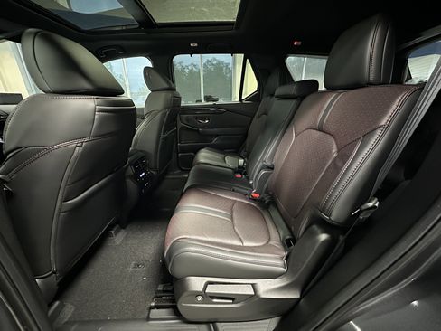 New 2025 Honda Pilot Black Edition image 19