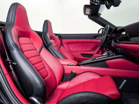 Certified 2026 Porsche 911 Carrera GTS RWD image 17