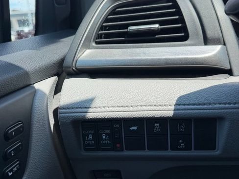Used 2018 Honda Odyssey EX-L image 21