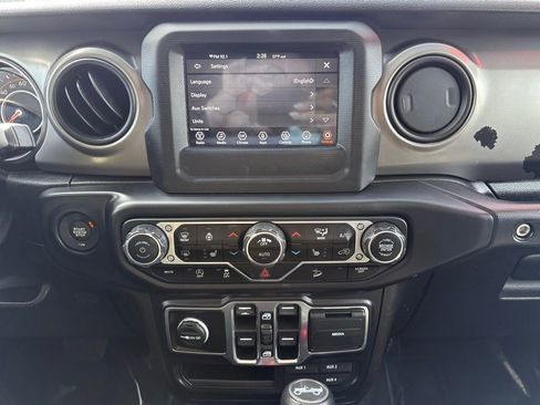 Used 2020 Jeep Wrangler Unlimited Sport S image 23