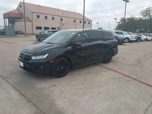 Used 2025 Honda Odyssey Sport-L image 1