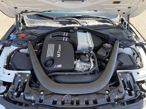 Used 2018 BMW M4 Coupe w/ Competition Package RWD image 16