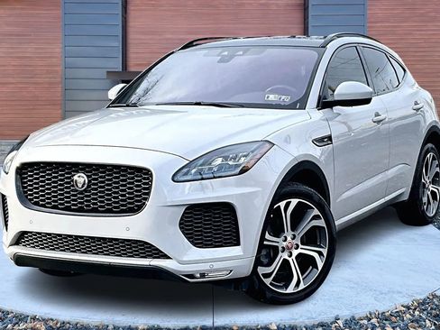Used 2019 Jaguar E-PACE R-Dynamic SE image 12