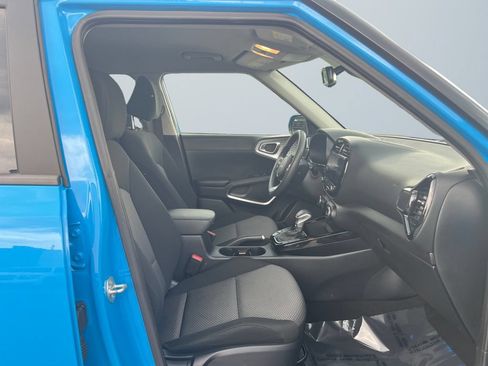 Used 2023 Kia Soul S FWD image 15