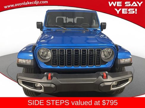 Used 2023 Jeep Gladiator Sport image 9