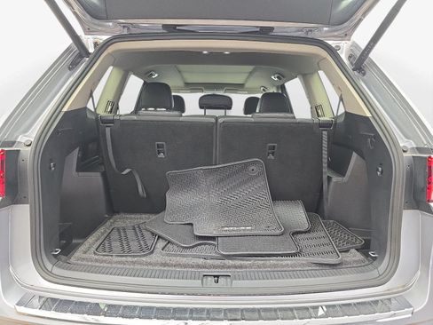 Used 2023 Volkswagen Atlas SE w/ Panoramic Sunroof Package FWD image 27