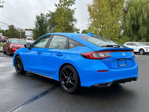 Used 2024 Honda Civic Sport image 2