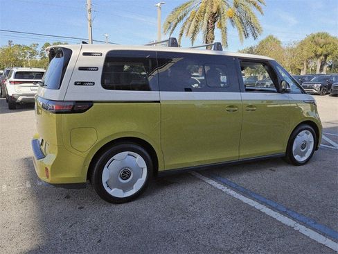 New 2025 Volkswagen ID. Buzz 1st Edition image 18