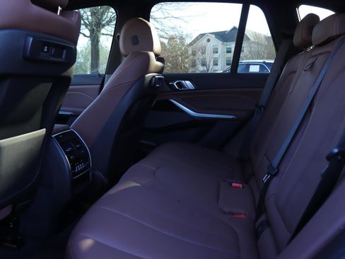 Used 2021 BMW X5 sDrive40i w/ Premium Package image 13