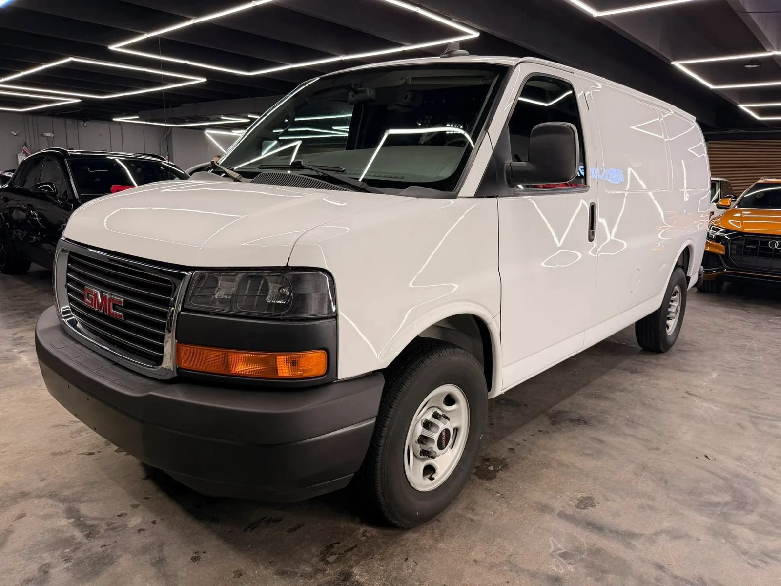 Used 2024 GMC Savana 2500 w/ Driver Convenience Package RWD image 1
