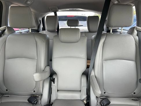 Used 2024 Honda Odyssey EX-L image 13