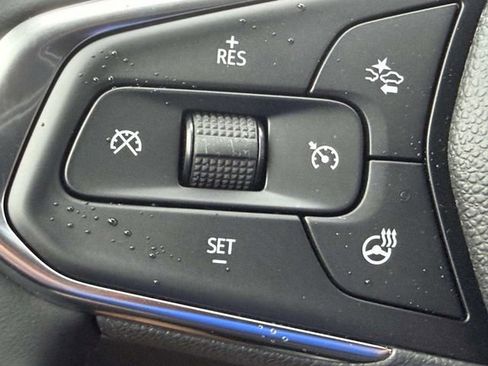 New 2026 Chevrolet Trax ACTIV w/ Driver Confidence Package FWD image 32