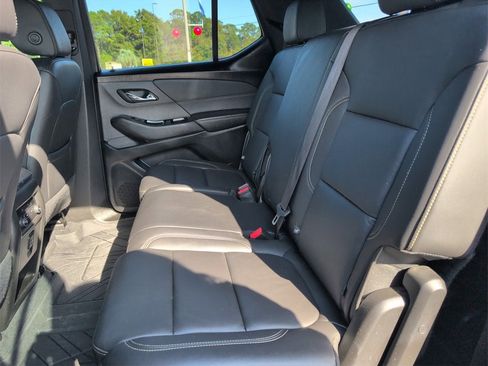 Certified 2023 Chevrolet Traverse LT w/ LPO, Floor Liner Package image 28