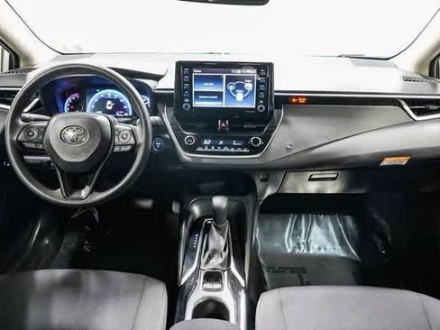 Certified 2022 Toyota Corolla LE FWD image 13
