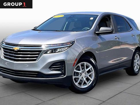 Used 2024 Chevrolet Equinox LS w/ LS Convenience Package FWD image 1