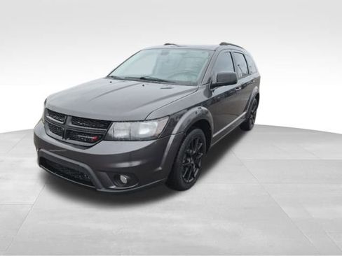 Used 2019 Dodge Journey GT w/ Blacktop Package image 1