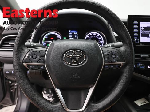 Used 2023 Toyota Camry LE FWD image 10