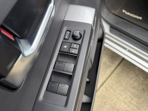 Used 2024 Toyota Tundra Platinum image 12
