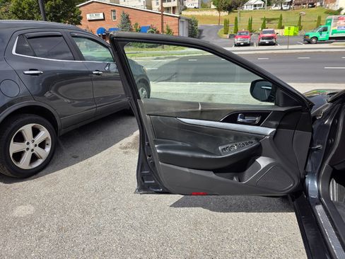 Used 2016 Nissan Maxima 3.5 S image 10