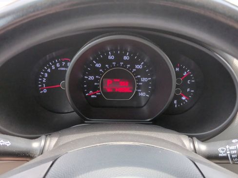 Used 2017 Kia Soul FWD image 15