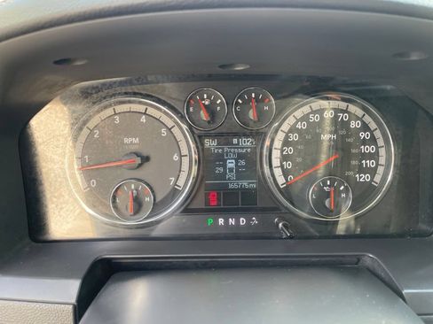 Used 2012 RAM 1500 Laramie RWD image 10