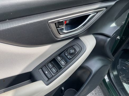 Used 2024 Subaru Forester Premium image 6