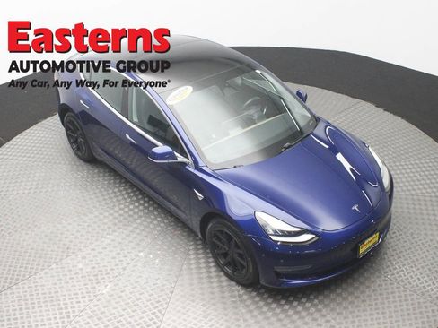Used 2019 Tesla Model 3 Long Range AWD/4WD image 3