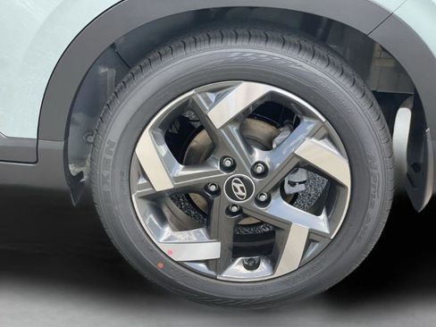 New 2026 Hyundai Venue SEL FWD image 38