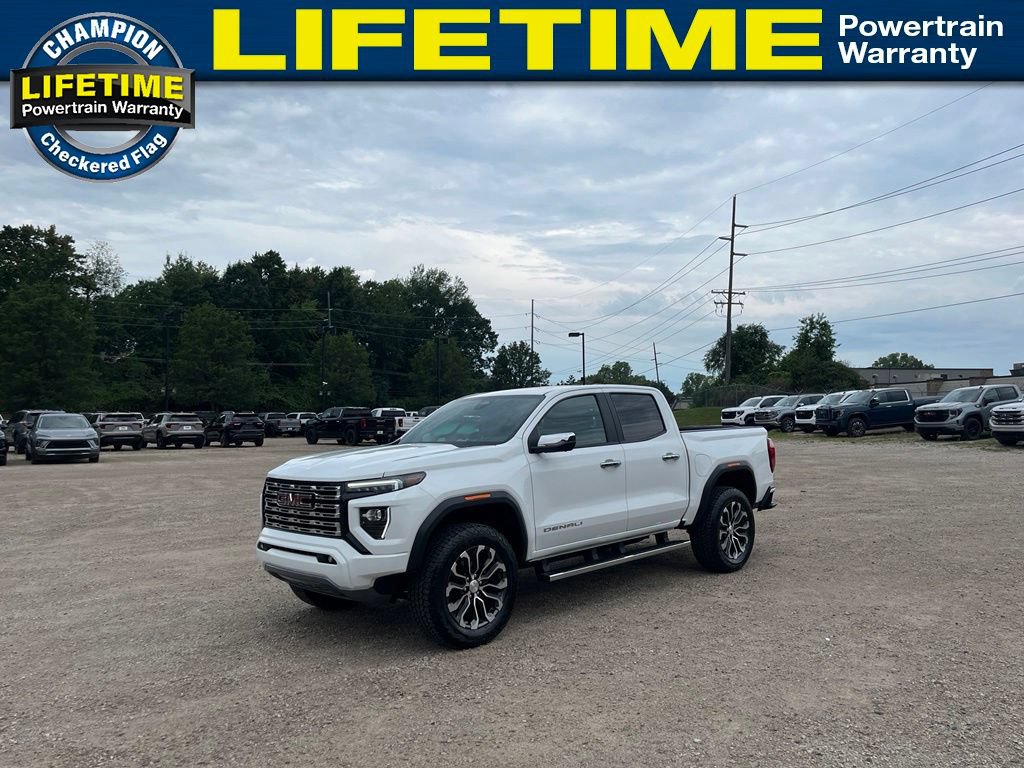 Used 2023 GMC Canyon Denali AWD/4WD image 1