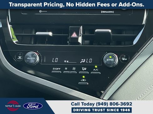 Used 2022 Toyota Camry SE w/ Carpet Mat Package (TMS) FWD image 19