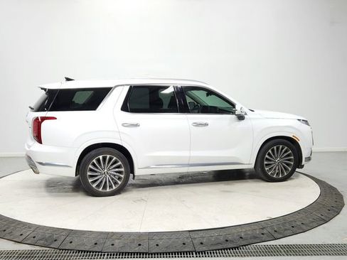 Used 2024 Hyundai Palisade Calligraphy image 8