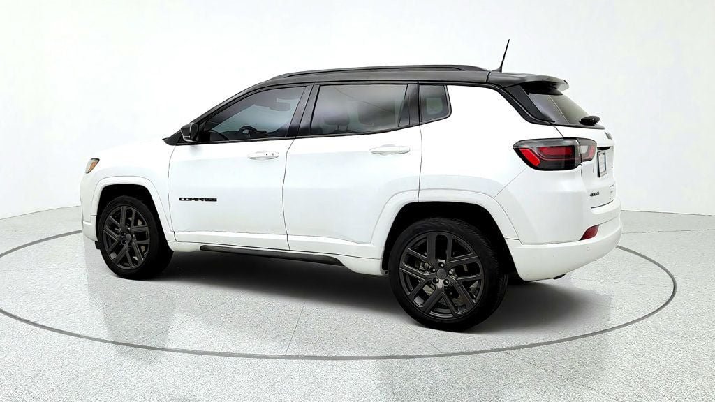Used 2024 Jeep Compass Limited w/ High Altitude Package AWD/4WD image 7