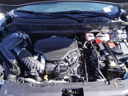 Certified 2025 Cadillac XT6 Premium Luxury image 7