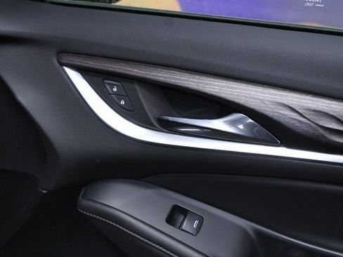 Used 2022 Buick Enclave Avenir image 12