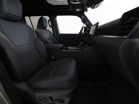 Used 2026 Lexus GX 550 AWD/4WD image 10